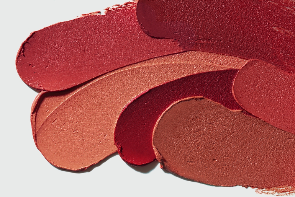 Cremige Make-up-Balms in verschiedenen Farbtönen
